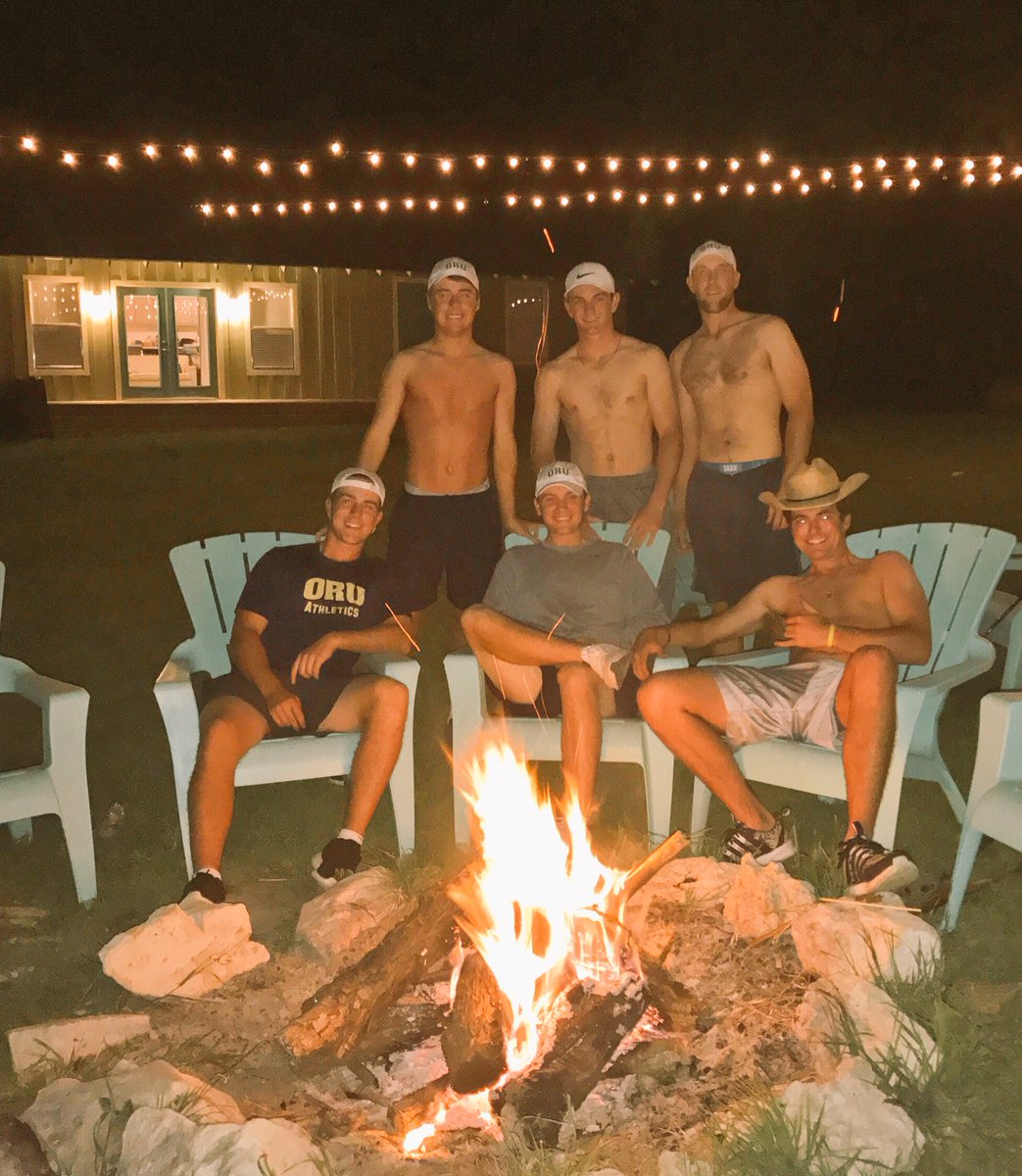 Coachbelfield's tweet photo. Really good week with these guys @TxStateMGolf event at #wolfdancer! Momentum is building, now it's ring season. #shirtswereoptionalthisweek https://t.co/N09vVKAU3z