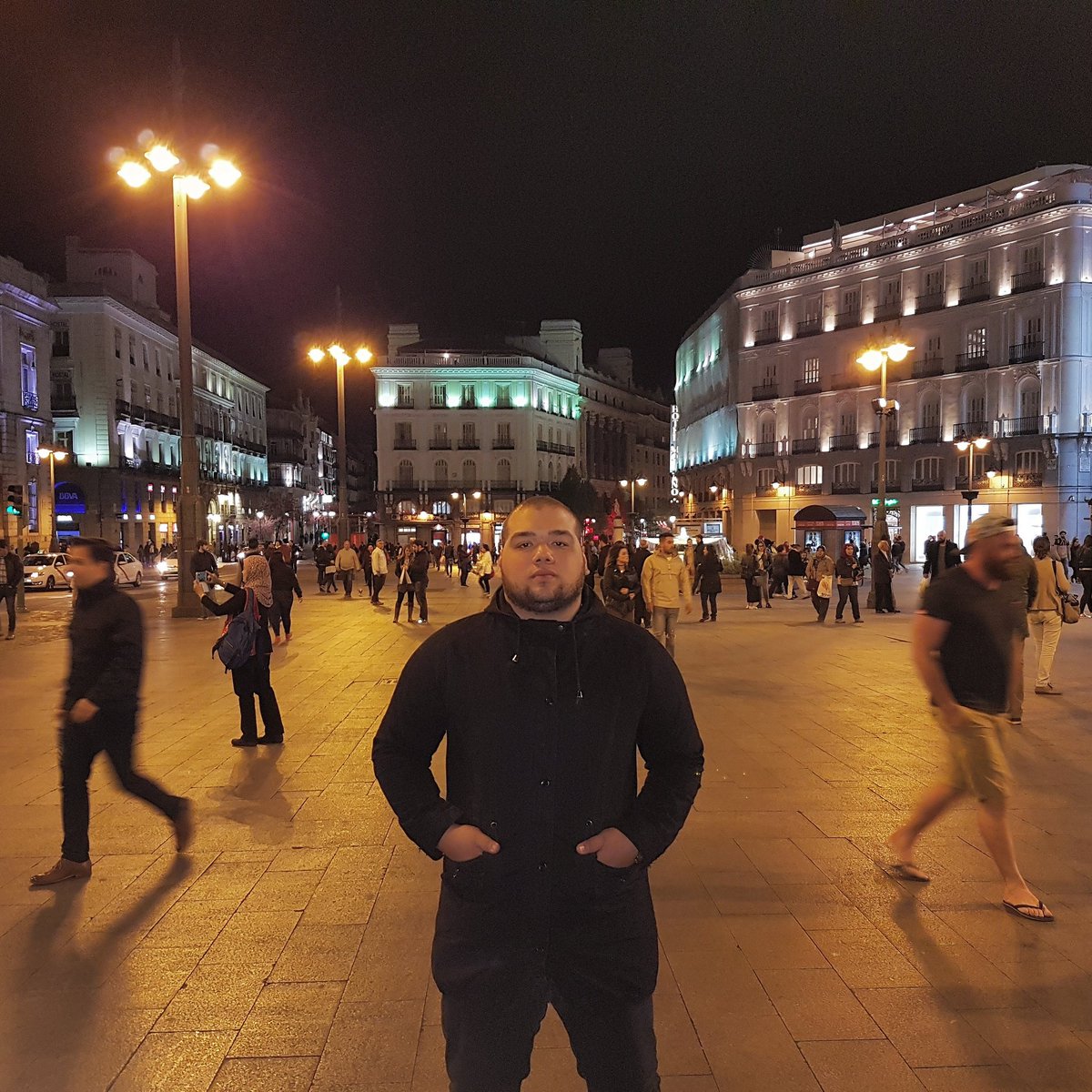 RoiberthM's tweet photo. #NuevaFotoDePerfil https://t.co/d13NzoRQFd