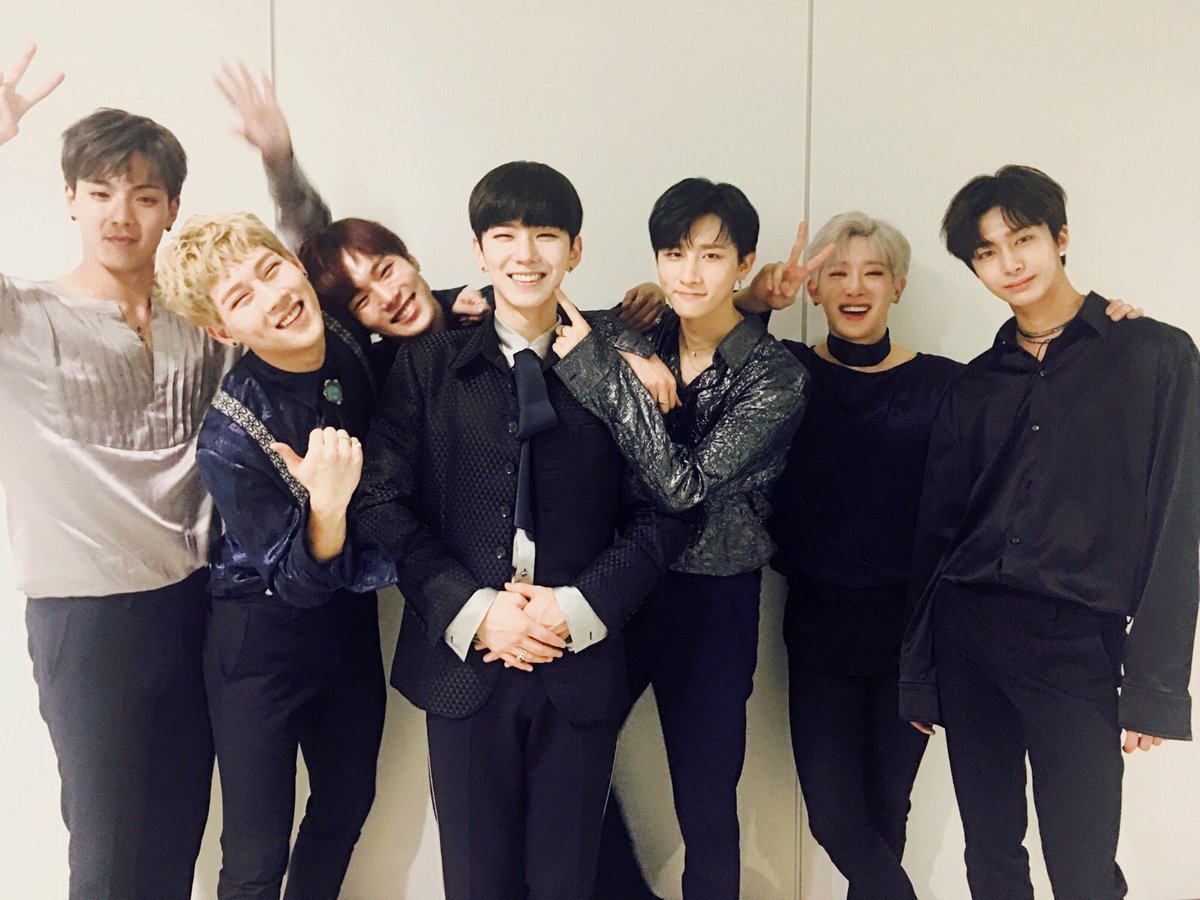 MonstaXColombia's tweet photo. 12/04/17
#MONSTA_X #Beautiful ๐น
MBCMUSIC #์ผ์ฑํผ์ธ ๋ฌด๋์๋ฃ ๐บ
700์ผ๋ '#๋ชฌ๋ฒ ๋ฒ '์ ํจ๊ปํ ์ ์์ด
ํ๋ณตํ์ด์! ์ด๋ฒ์ฃผ๋ ์์๐
#๋ชฌ์คํ์์ค700์ผ
#700DayswithMONSTAX
#MX700DAYS https://t.co/yI5YExd5IJ