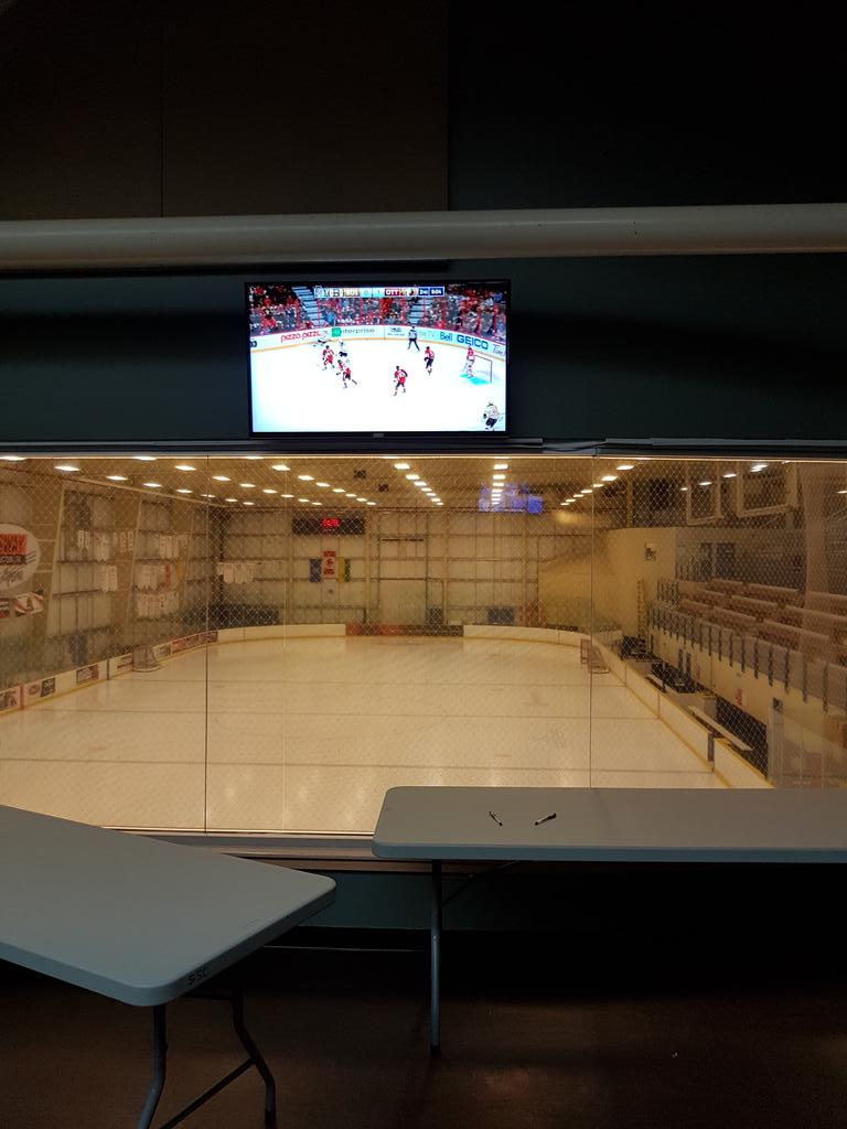 Come down to our Open House and watch the Oil beat up on SJ and kids get some shades! Bring your shinny gear!