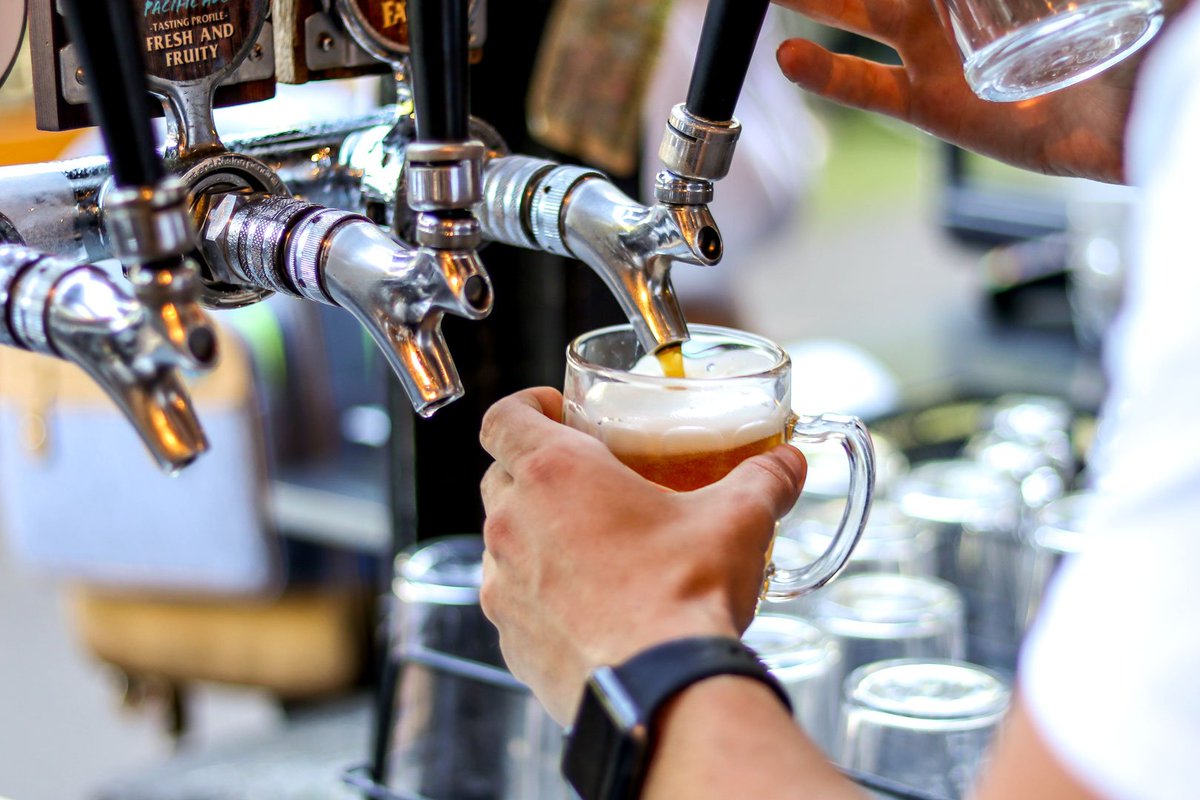 Riverlandbar's tweet photo. Happy Easter weekend! We'll supply refreshments, you get amongst it, AFL at the @MCG, @micomfestival, plus plenty for the kids @FedSquare https://t.co/jGedYsNo72