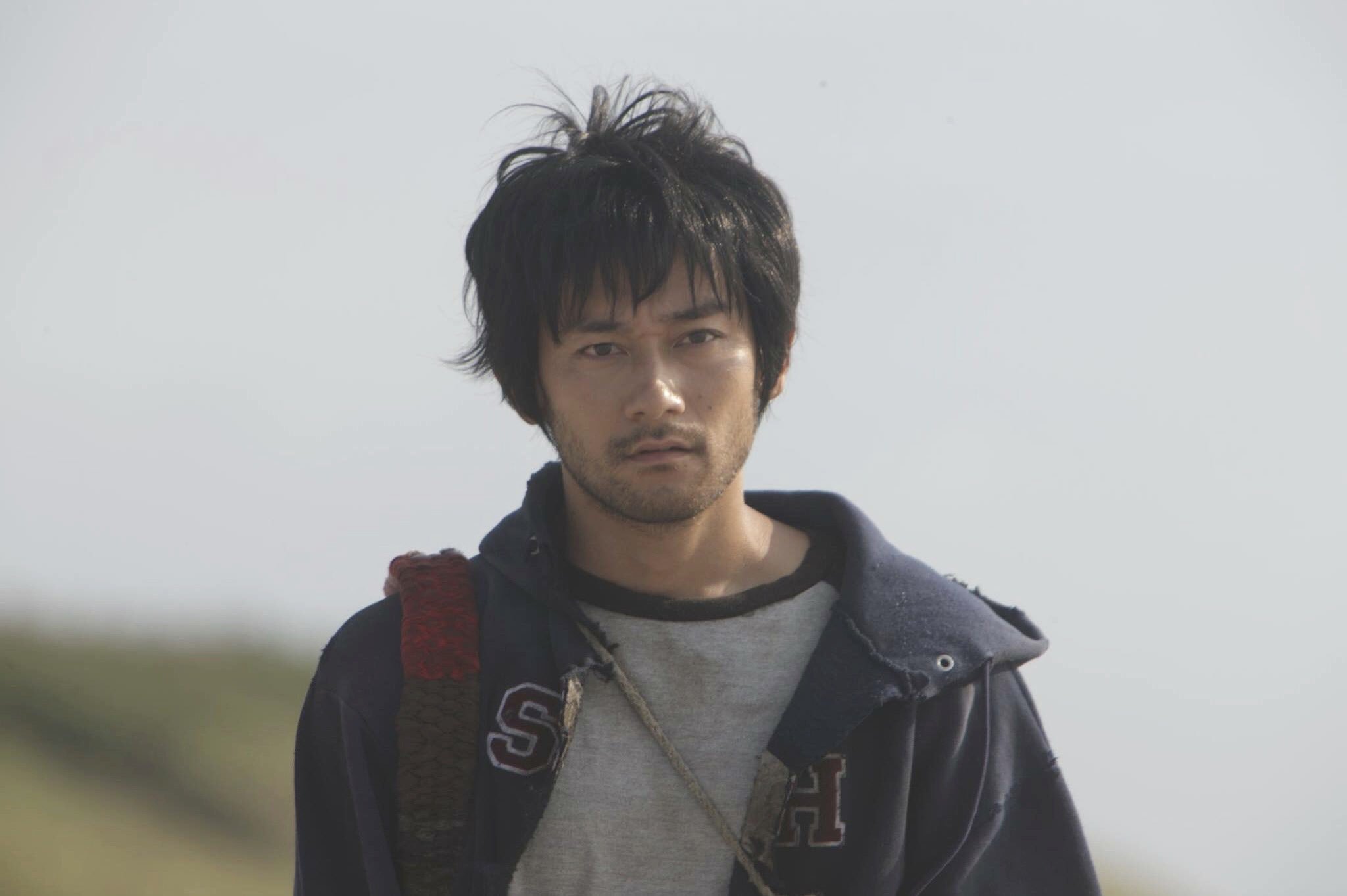 山根和馬 有り難きお言葉 映画 いぬむこいり 怪優列伝 山根和馬 ナマ族の王子でありながら 戦いを嫌って無人島に一人暮らす翔太を演じた 心優しい翔太は 凶暴な犬男に変身する 犬婿伝説 の中核を担う難しい役どころは 山根和馬の血と肉と匂い 山根和馬 有り難きお言葉 映画 いぬむこいり 怪優列伝 山根和馬 ナマ族の王子でありながら 戦いを嫌って無人島に一人暮らす翔太を演じた 心優しい翔太は 凶暴な犬男に変身する 犬婿伝説 の中核を担う難しい役どころは 山根和馬の血と肉と匂い