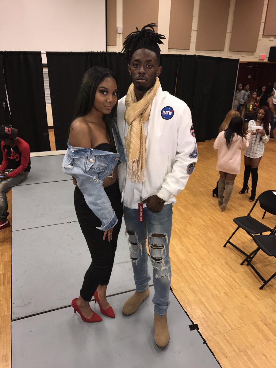 _deriqueen's tweet photo. Thank you everybody who came out to support New Age!!!β€οΈ #LovemyORG #central_rys17 https://t.co/ojqkaBPWRN