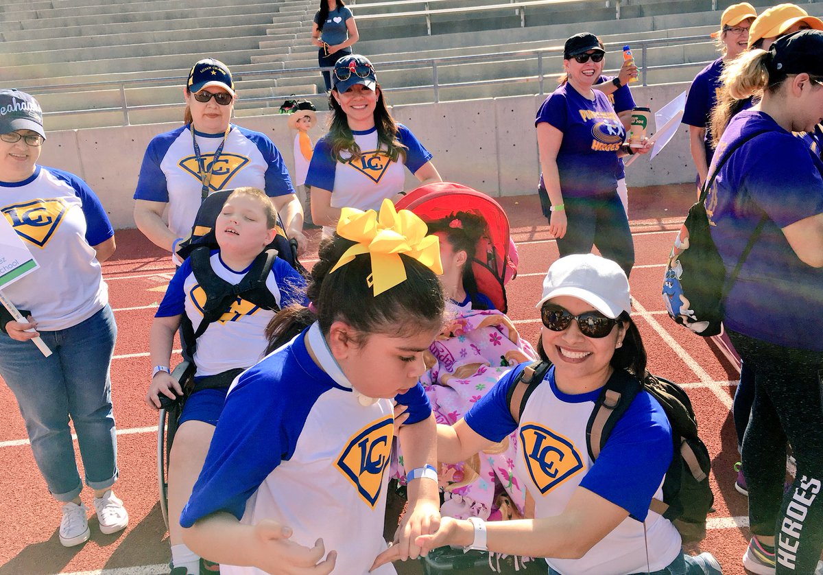 AParedez_SLP's tweet image. 2017 James Butler Spring Games- glad to be part of this wonderful event! #SISD_SPED #SLPlife