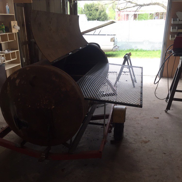HolySmokersTN's tweet photo. Work in progress! Hopefully be done this weekend! #manyeah #newtoy https://t.co/yXANW5CkYQ