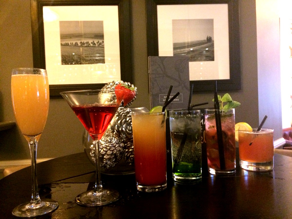 Macdonald Berystede (@macberystede) on Twitter photo It's time to fill the glass with your favourite treat, it's #ThirstyThurday <a href="/MacBerystede/">Macdonald Berystede</a> It's time to fill the glass with your favourite treat, it's #ThirstyThurday <a href="/MacBerystede/">Macdonald Berystede</a>