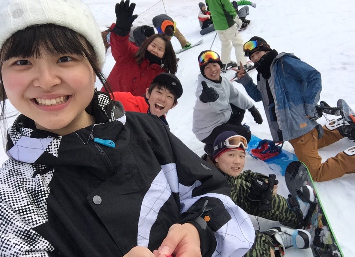 活動内容紹介🏂
去年の冬にアイルズ作ったメンバーでスノボいきました〜😆✨
初めての子もいたけど、いっぱい練習してみんな滑れるようになりました🎵

アイルズは初心者も大歓迎です🎉
ぜひ新歓に来てね〜💓💓💓
