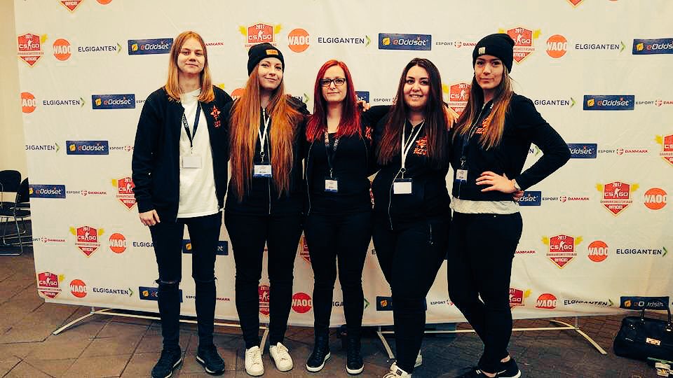 Zest e-sport ✌️ #csgo #cphgames <a href="/ZESTeSports/">ZEST eSports</a>