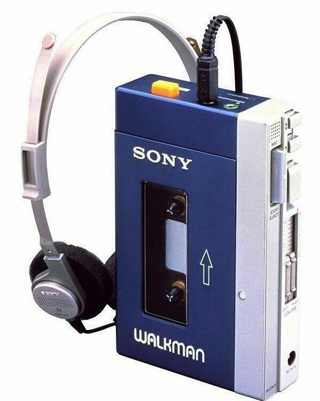 RealDjEnigma's tweet photo. Some time ago this was the Ish.Back Then This Goes Everywhere I Go. #SonyWalkman #Nostalgia #ThrowbackThursday #Tbt https://t.co/CeOepIjlGx
