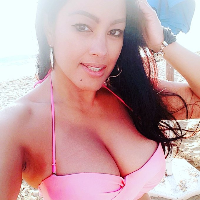 #NewProfilePic https://t.co/grbvCmqzbZ<a href="/tag/newprofilepic"class="tags">#NewProfilePic</a>