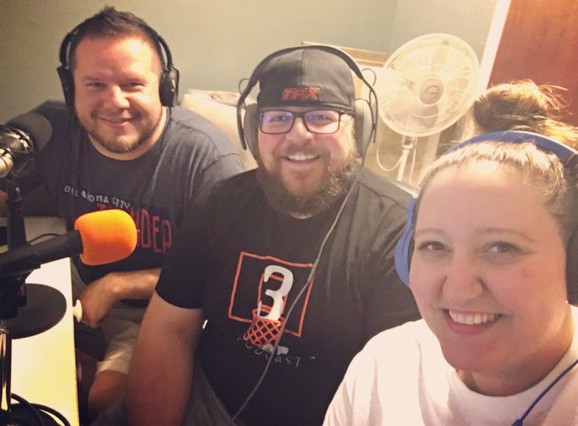 3pointerspod's tweet image. WE BACK.