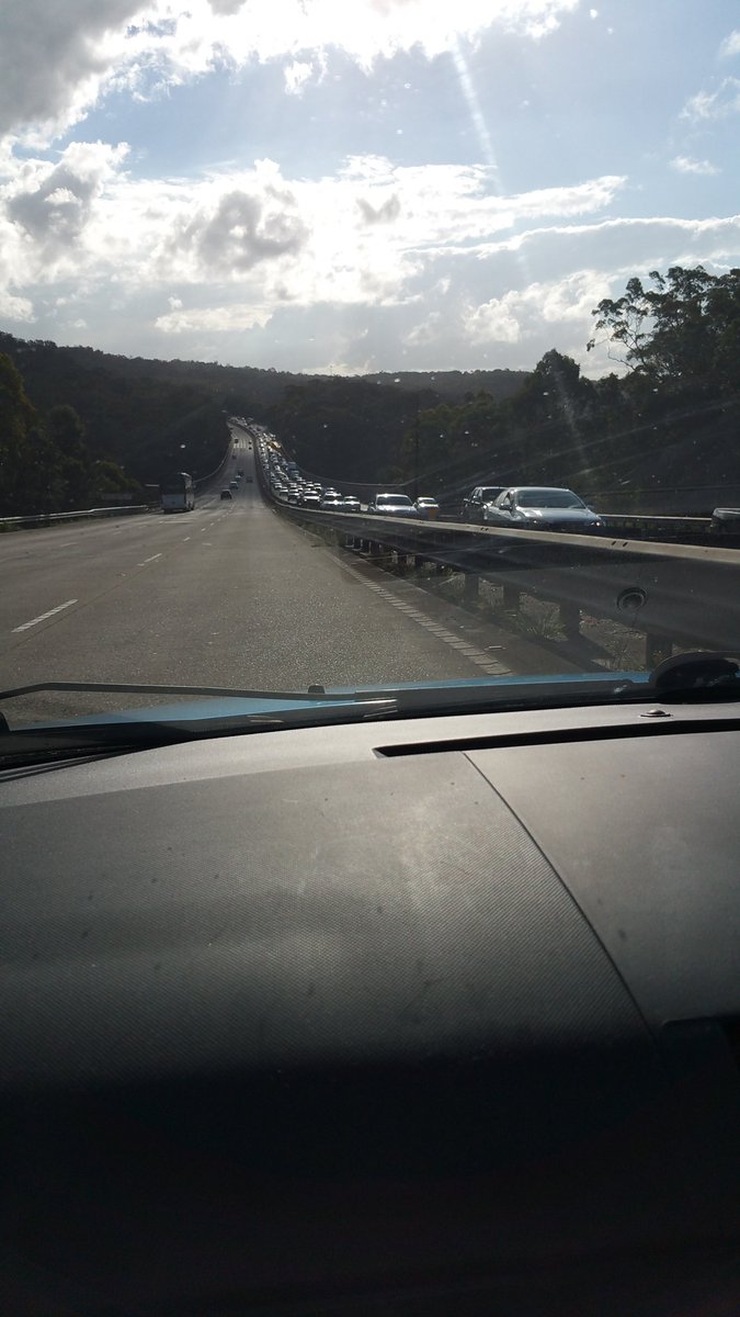 jmundytaylor's tweet photo. So glad we're heading in the other direction. Drive safe everyone if you're traveling #m1madness #easterexodus https://t.co/7mVEsnmOUL
