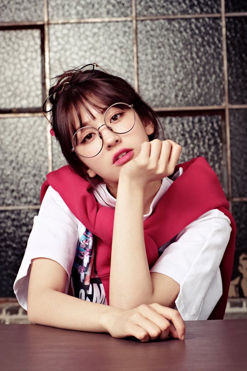 솜작가님 하고싶은 거 다해 ㅠㅠ 👓 👍