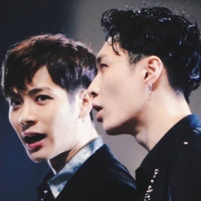 ultxing's tweet photo. jackson, a legend https://t.co/61bhpiJL5N