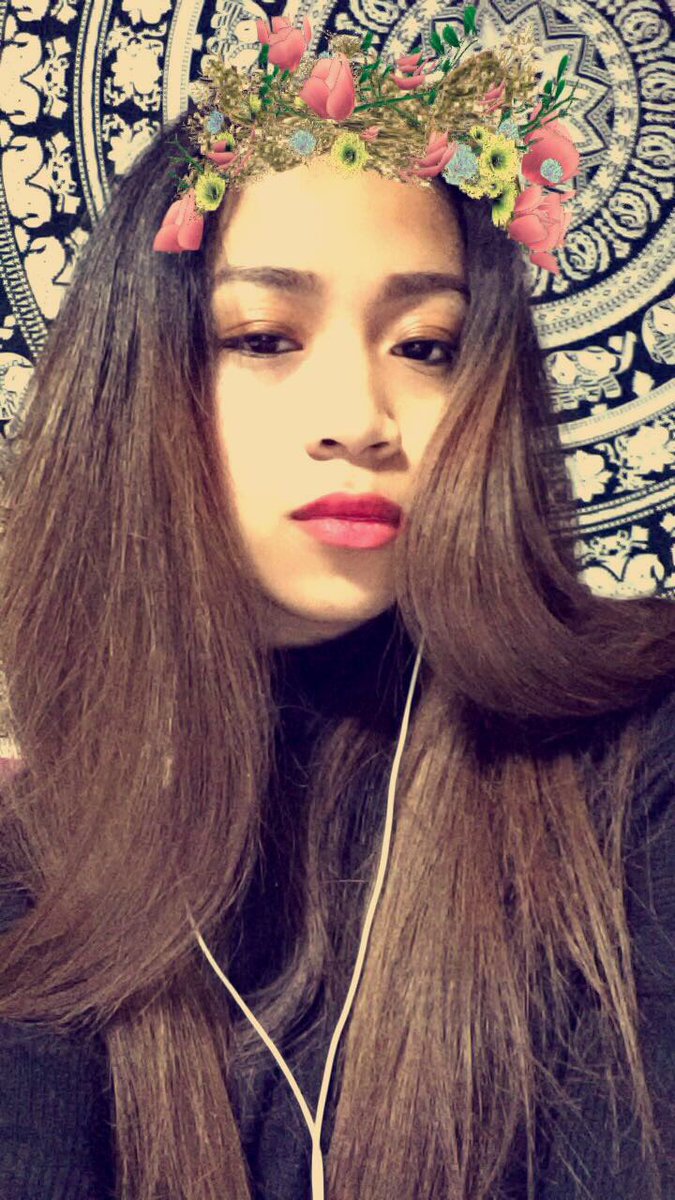 NaparamApril's tweet photo. My Morning is Night,The Vimpire Selfie Girl🤣#TheVimpireSelfieGirl https://t.co/5a2wvPWPtR