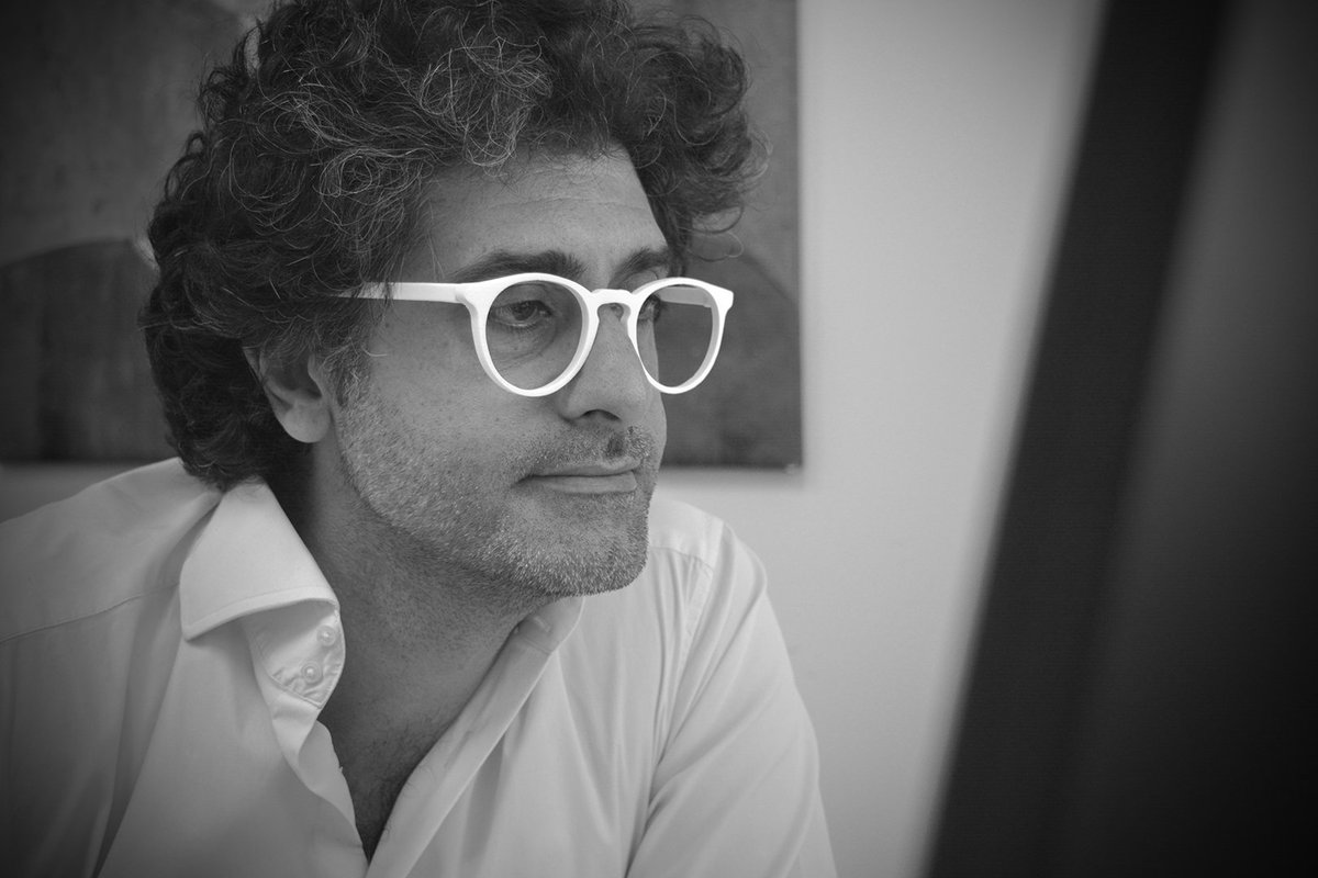 333dMedia's tweet image. 333D Chairman @johnconidi with his #3dprinted #specs ... #3dprinting #3dprinter #design #bespoke #technology #mfg  #melbourne #australia