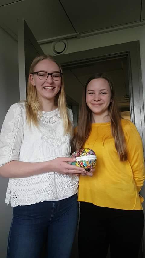 staggselevkar's tweet photo. Tredje är också hittat! I hålet i taket på D-plan! Grattis❤🐣 https://t.co/RP5ml66QHx