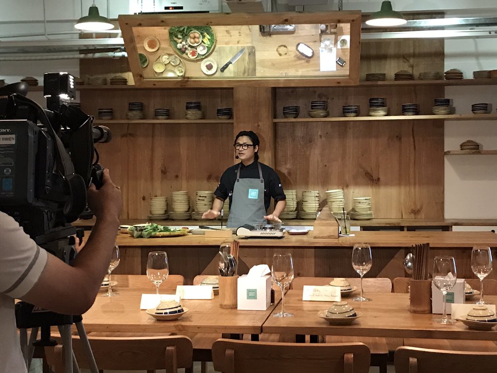 Australian Embassy Vietnam 🇦🇺 (@ausambvn) on Twitter photo Pleased to join <a href="/luke_nguyen/">Luke Nguyen</a> at Grain in Saigon as he teaches media to cook 🇻🇳 food with great 🇦🇺 produce. #TasteOfAustralia Pleased to join <a href="/luke_nguyen/">Luke Nguyen</a> at Grain in Saigon as he teaches media to cook 🇻🇳 food with great 🇦🇺 produce. #TasteOfAustralia