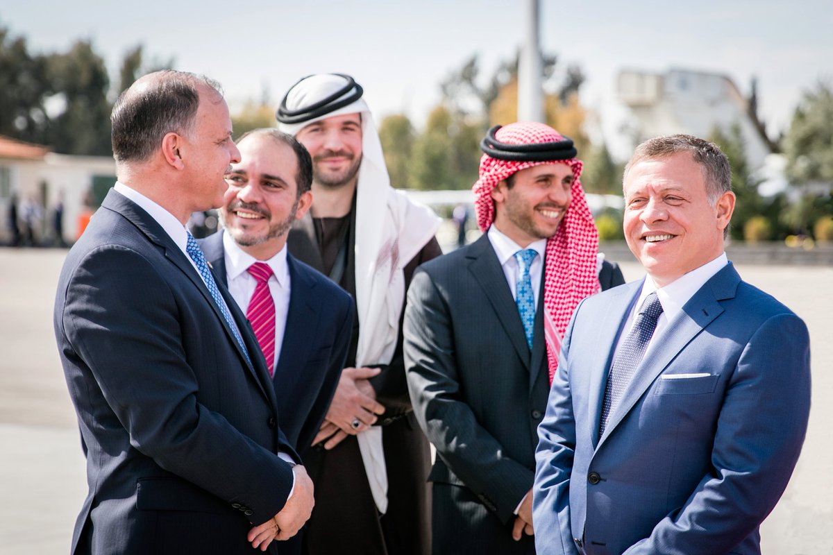 مع إخواني فيصل وعلي وحمزة وهاشم الشهر الماضي