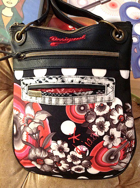 Watercolor Floral Bag sheyna.com/2017/04/13/des…