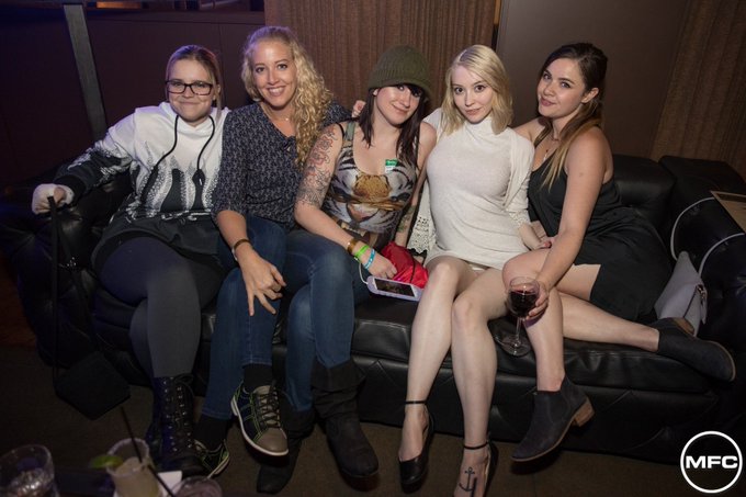 looooooool you can see I didn't wear panties to the MFC meetup. #classy https://t.co/YpG4UXARb6<a href="/tag/classy"class="tags"><span>#classy</span></a>