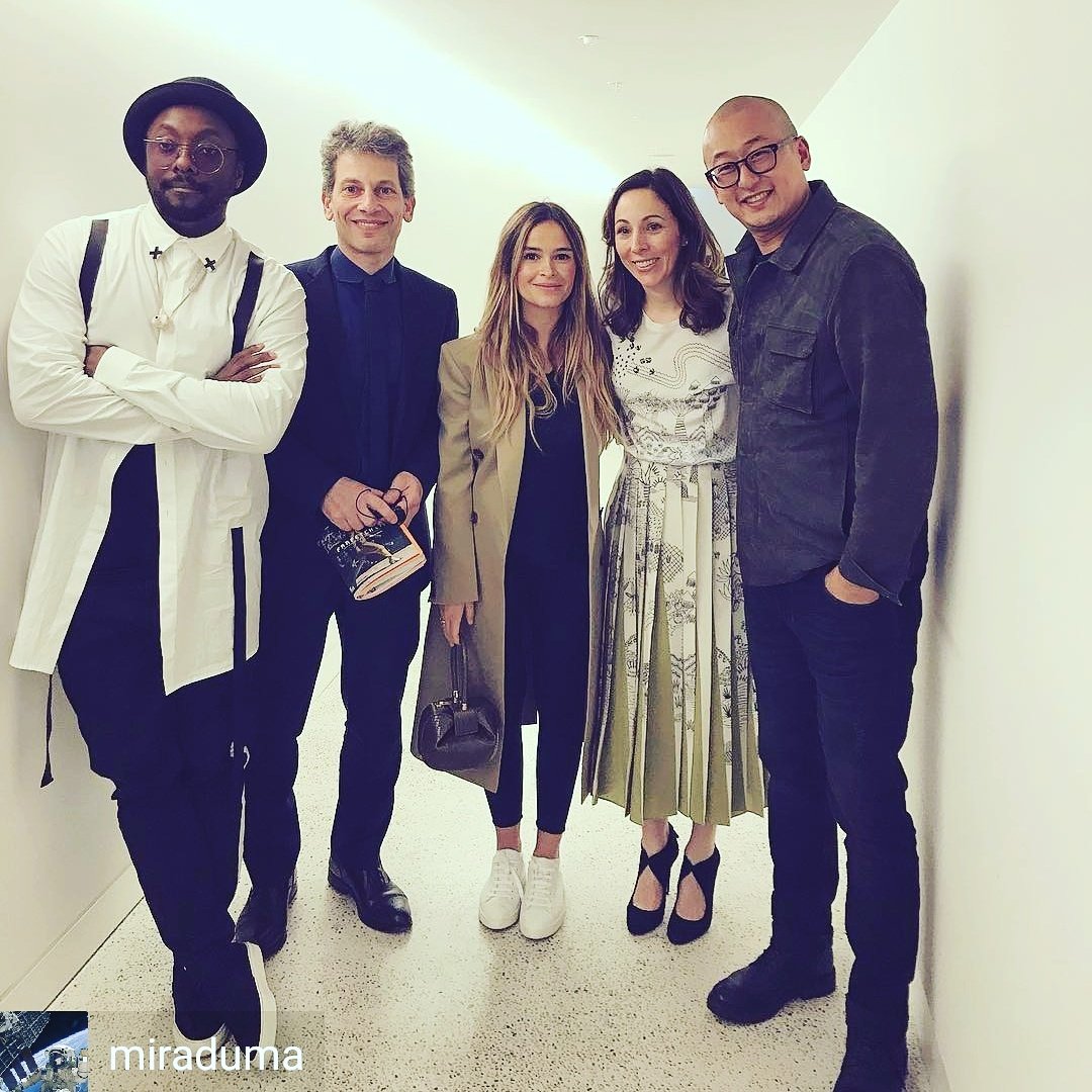 JUMOPAKI's tweet photo. Enlightening discussions with @iamwill @miraduma & Maria McClay led by @iRowan at the awesome #FarFetchOS. @allsaints excited for future! https://t.co/t475yJJql1