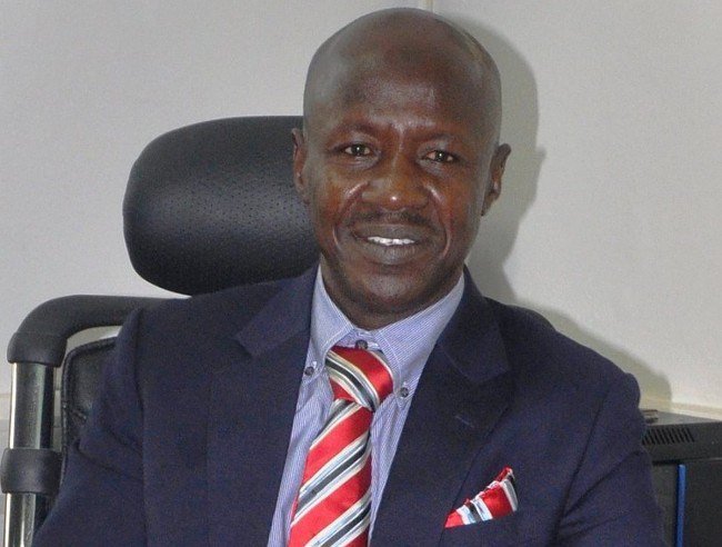 NewspaperBoss's tweet photo. EFCC Recovers Another Huge Cash in Lagos Apartment https://t.co/JWW6VbV1Wk https://t.co/5yOabhyINR @DeleMomodu