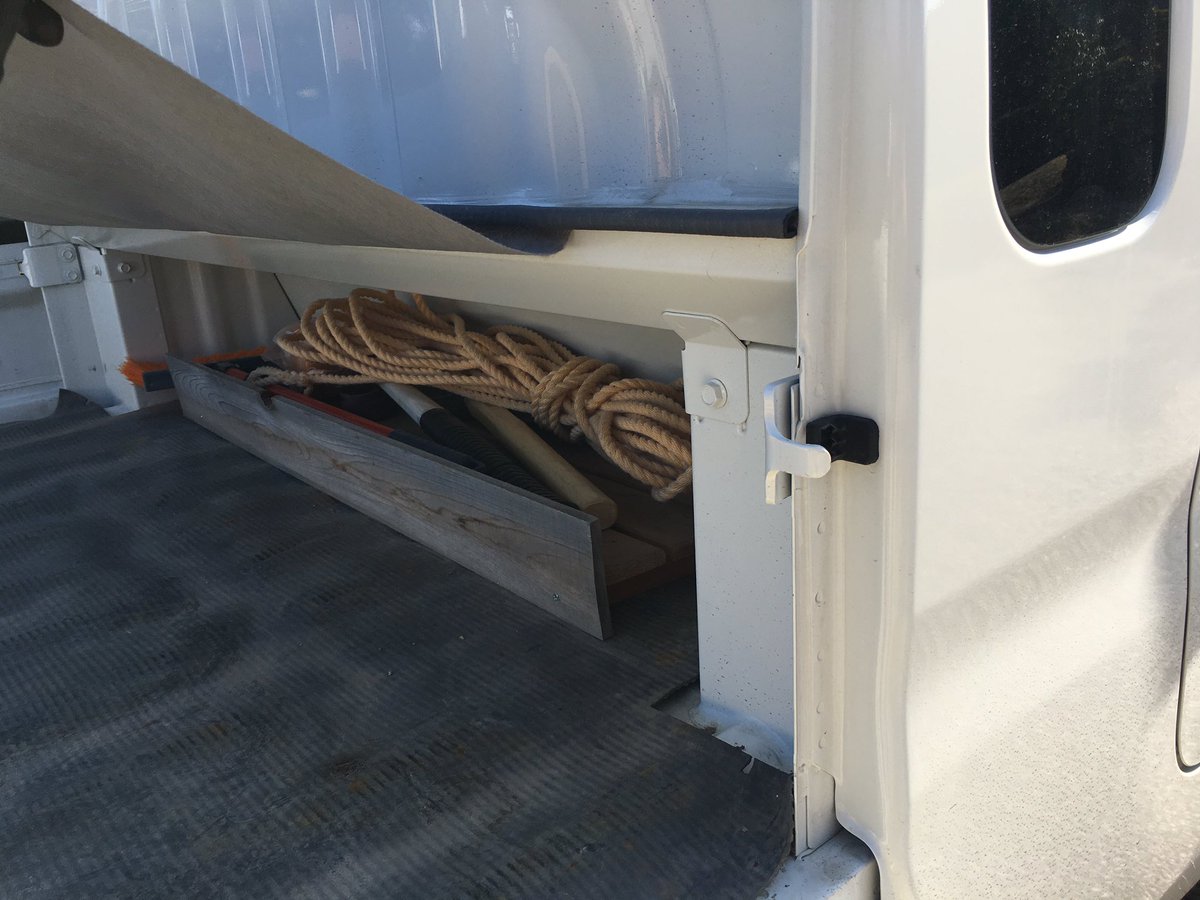 いわっき サンバー グランドキャブ ハイゼット ジャンボ って室内広いだけじゃなくて ちゃんと長いもの積めるし めっちゃ使い勝手良い