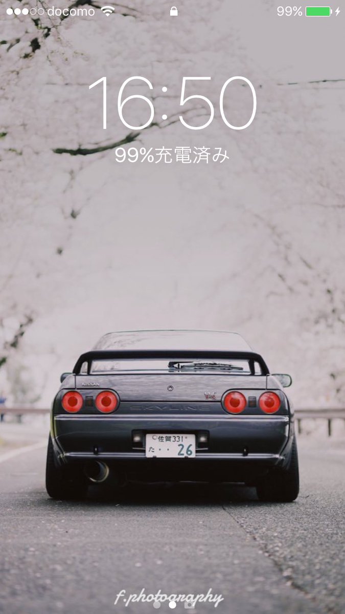 R32 壁紙