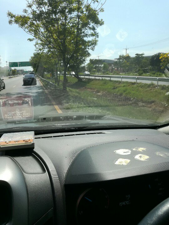 DollHouse_042's tweet photo. @js100radio 14.55 พระราม2 กม.21 ถนนยังโล่ง วิ่งชิลๆ ทั้งขาเข้าและขาออก เค้าไปกันหมดแล้วช่ายมะ ^^ https://t.co/5VINB2NzH2