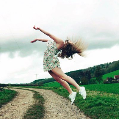 VickyPhoto's tweet photo. #NewProfilePic https://t.co/bT59iEC8ev