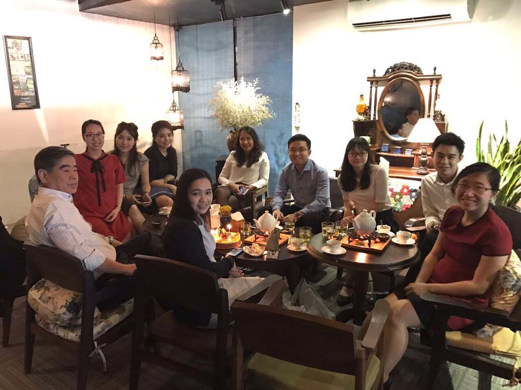 thaopt's tweet image. For the successful event 13th April, and celebrating the bithday anniversary of April borns in office ^^
Get in touch in 2 mins with #LMT