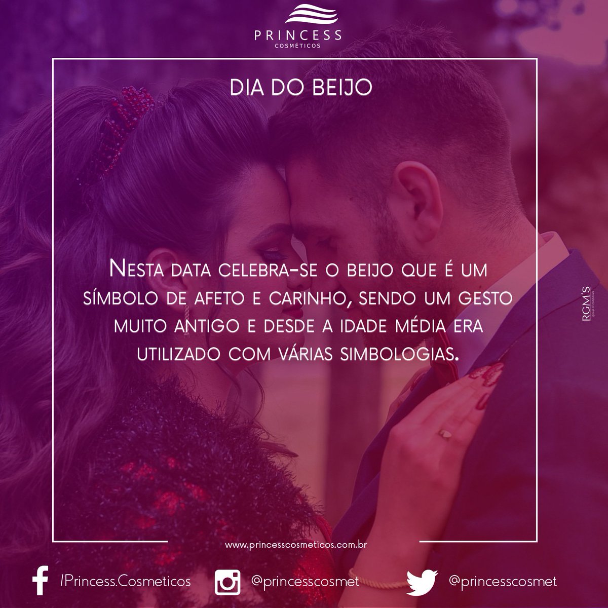 princesscosmet's tweet photo. Um beijos a todos 😘

#princesscosmeticos
#diadobeijo https://t.co/jT4FUjPwAf