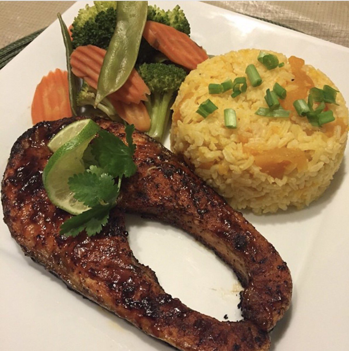 Chinygurl's tweet photo. @GordonRamsay what do you think about my Jerk BBQ Salmon served with Pumpkin Rice and Vegetables? https://t.co/8M2aOPciRR
