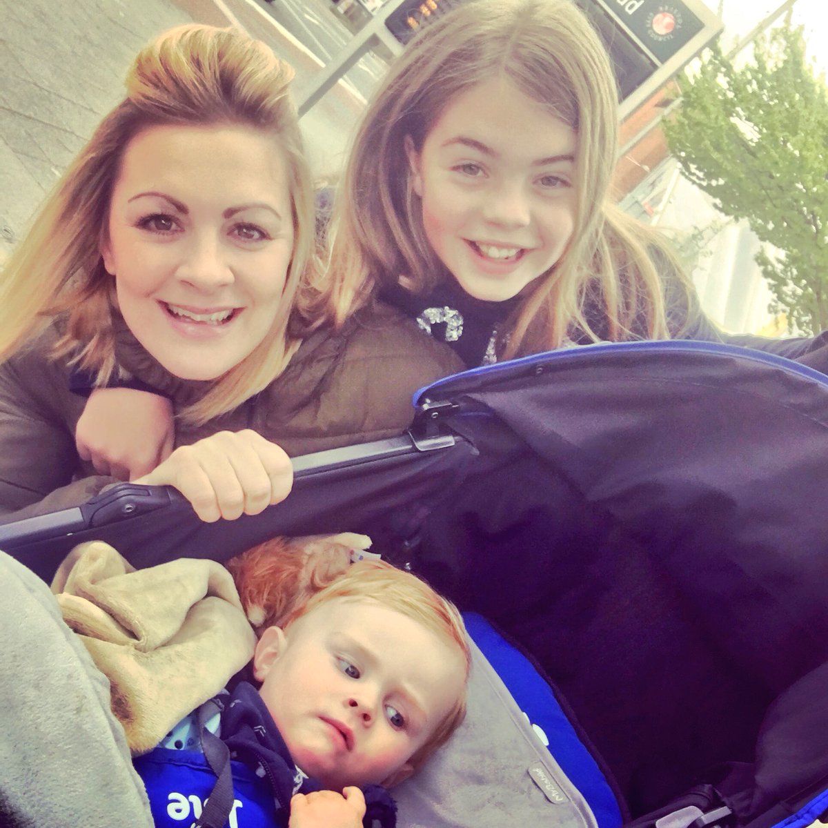 Fay_Powell09's tweet photo. This boy is so young and already trying to act like he isn't with his mum! https://t.co/5IOeSjh5JU