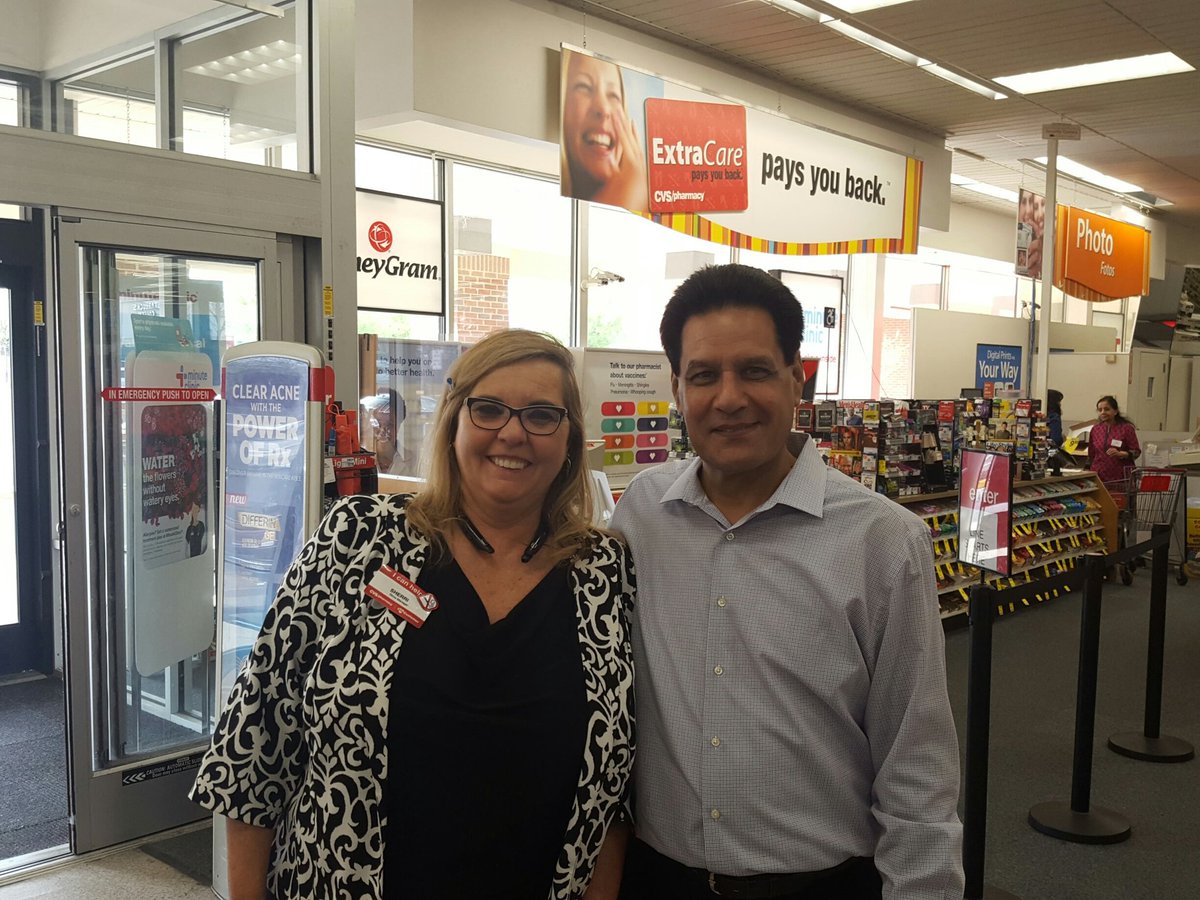 Bob Chocola tweet media