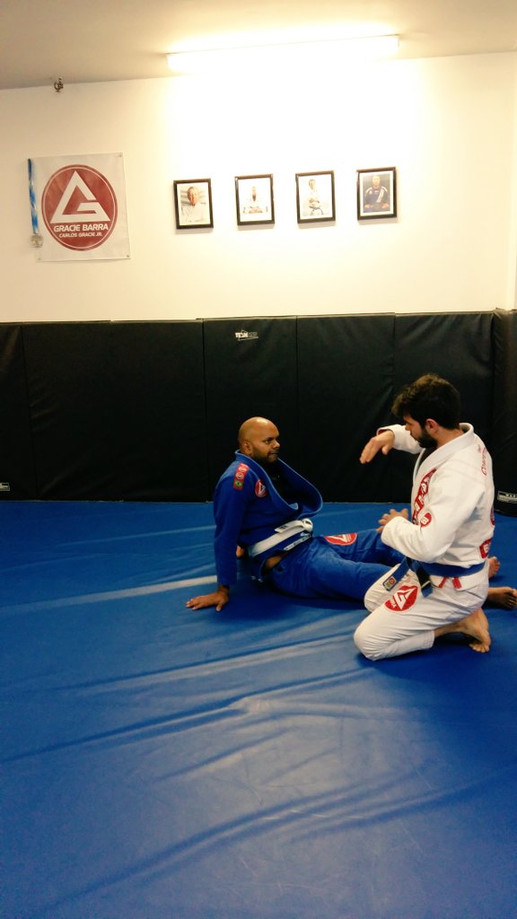 CorsoFitness's tweet image. Breaking it down..... #wolfacademy #graciebarratoronto #graciebarrastclairwest #wolfacademybjj #selfdefense #competition