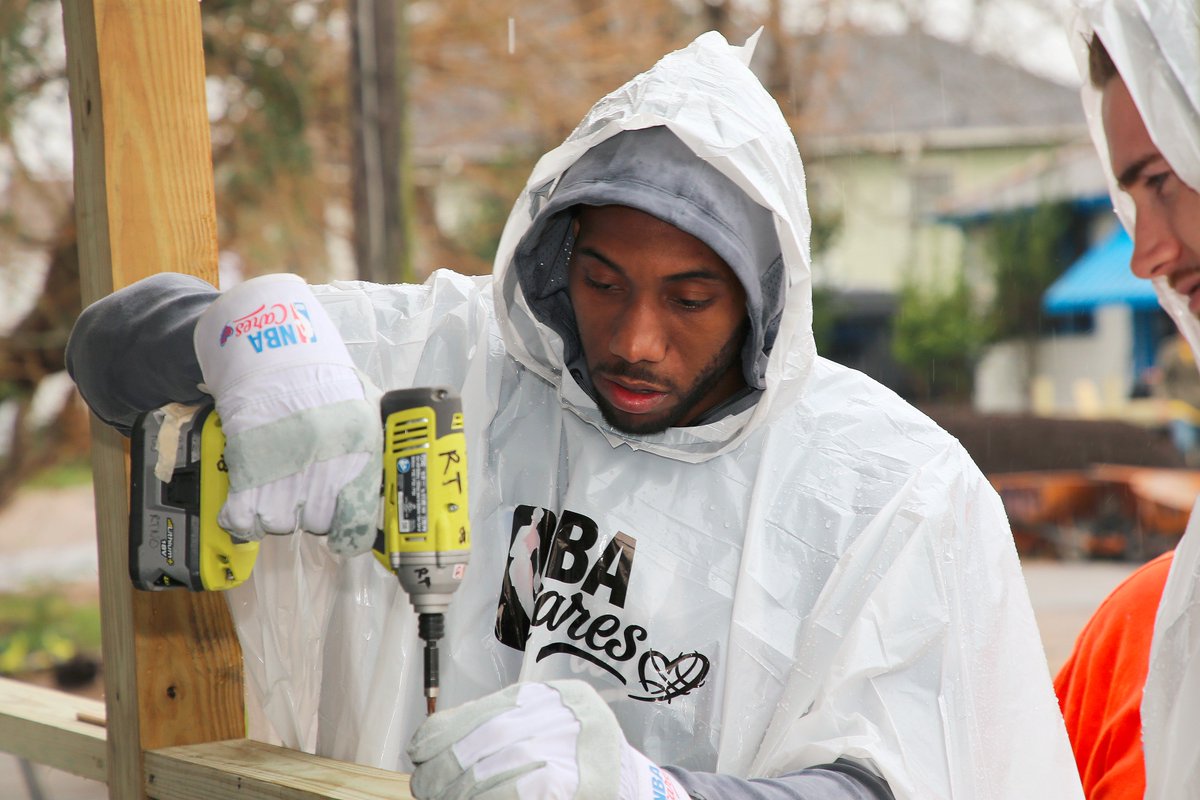 nbacares's tweet photo. As part of National #RebuildingMonth, #TBT to @NBAAllStar in New Orleans with @RebldgTogthr! https://t.co/ipWWwyDxW2