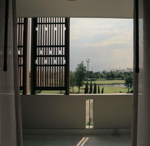 HydeParkCM's tweet photo. Perfect view of the adjacent golf course from our park view accommodations #chiangmai #hydeparkchiangmai #chiangma… https://t.co/xHdLaL9g8Z https://t.co/kewDJK3nP9