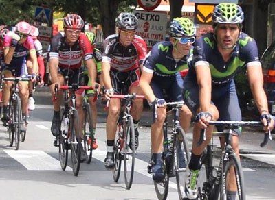 Val_dAran's tweet photo. “Massi Kuwait Cycling Project”, el equipo ciclista se presentará el sábado 14 en el hotel Vilagaros de #Valdaran. https://t.co/VRhcOR8w6M https://t.co/tp94LNwCzz