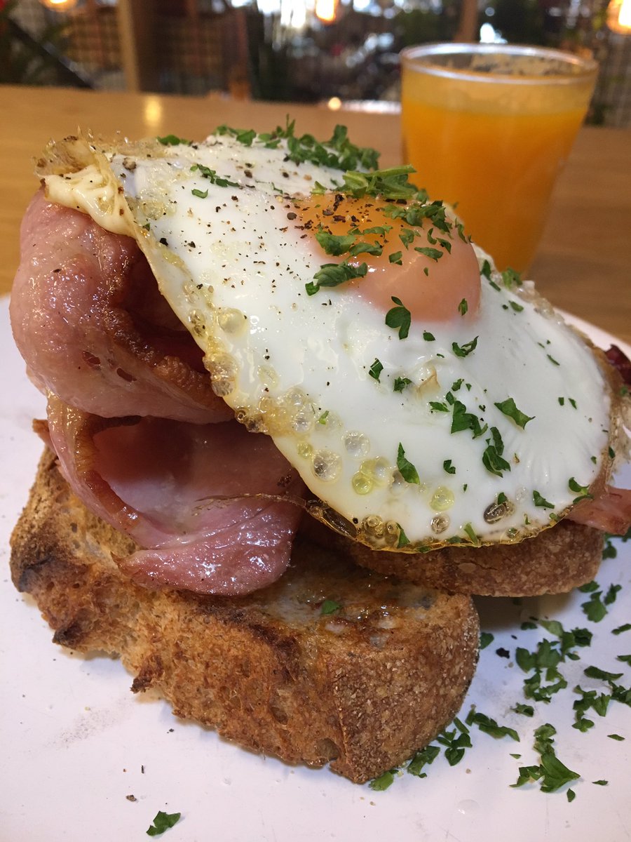 Look at that bacon!! 😍 <a href="/pinkmansbakery/">Pinkmans</a>