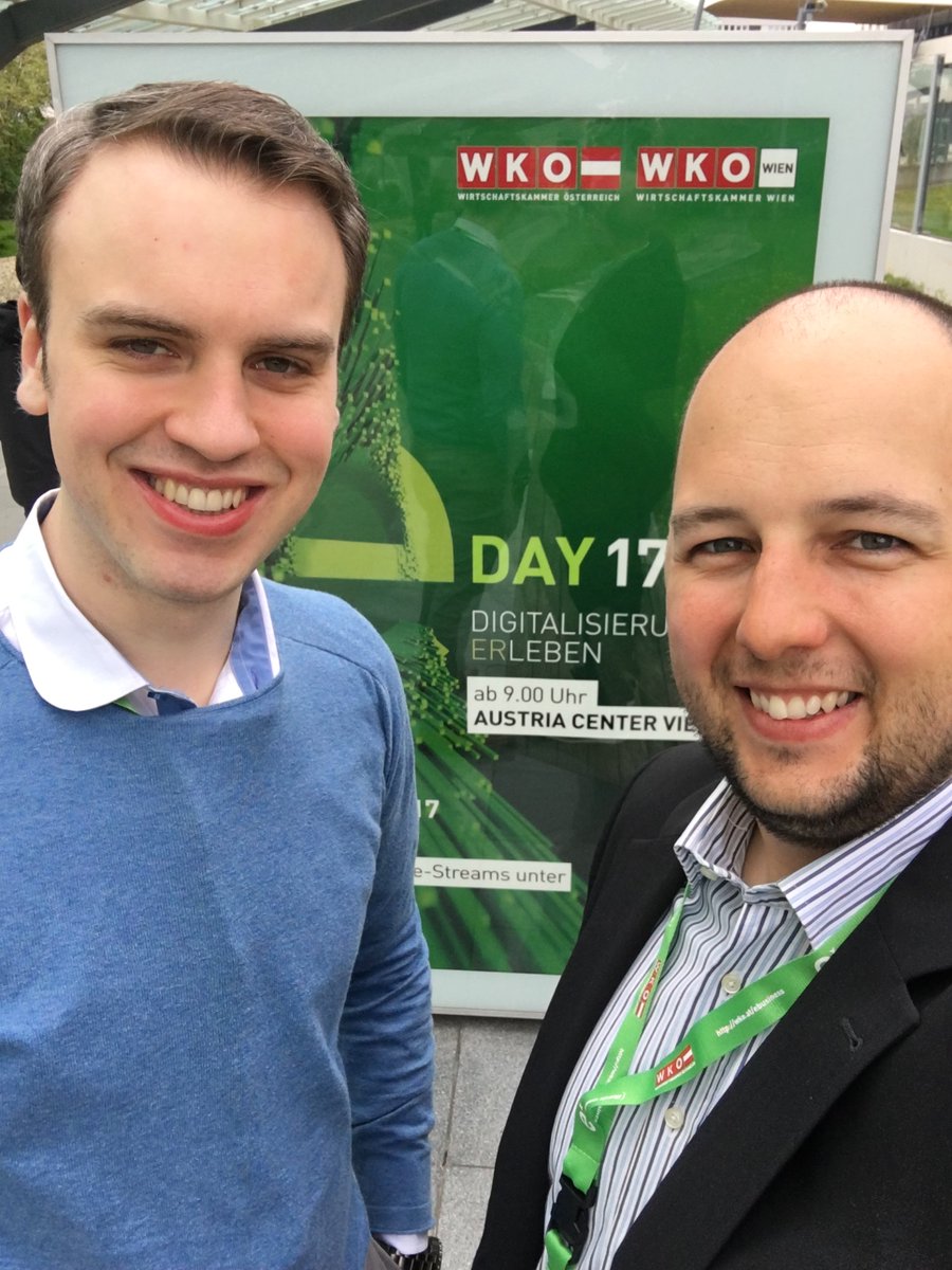 bytewoodstudios's tweet photo. Bytewood am #eday2017 - Interessante Vorträge und Aussteller, wie jedes Jahr! https://t.co/BpjGOcs5Qr