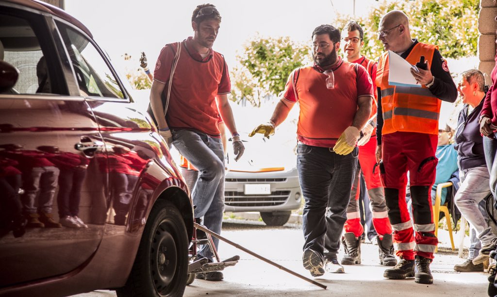 CRIGrandate's tweet photo. #maxiemergenza at #crigrandate πβ€οΈ#rescuesimulation #training #simulatoricri #truccatoricri #triage #crocerossa #redcross #giovanicri https://t.co/iLcAiuI9kL