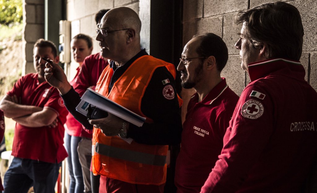 CRIGrandate's tweet photo. #maxiemergenza at #crigrandate πβ€οΈ#rescuesimulation #training #simulatoricri #truccatoricri #triage #crocerossa #redcross #giovanicri https://t.co/iLcAiuI9kL