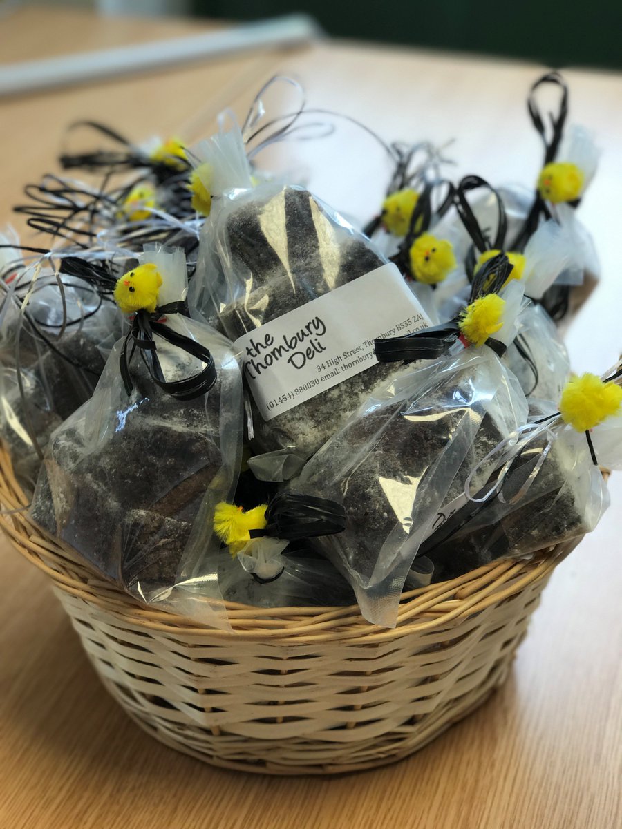 Amba_UK_'s tweet photo. A huge thank you to @ThornburyDeli for making these delicious brownies for our #EasterWeekend egg hunt in support of @CLIC_Sargent! https://t.co/5J1AAwtRH4