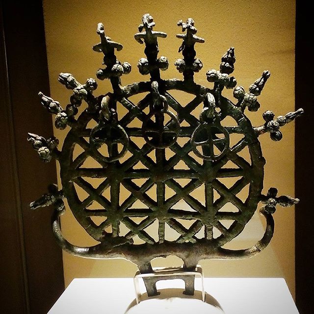 archaeologyart's tweet photo. #Hittite #SunDisc is made of #bronze ,and was commonly used about 4250 years ago in #religious ceremonies.  (Photo: lavaeva) https://t.co/K7EesDMiB0