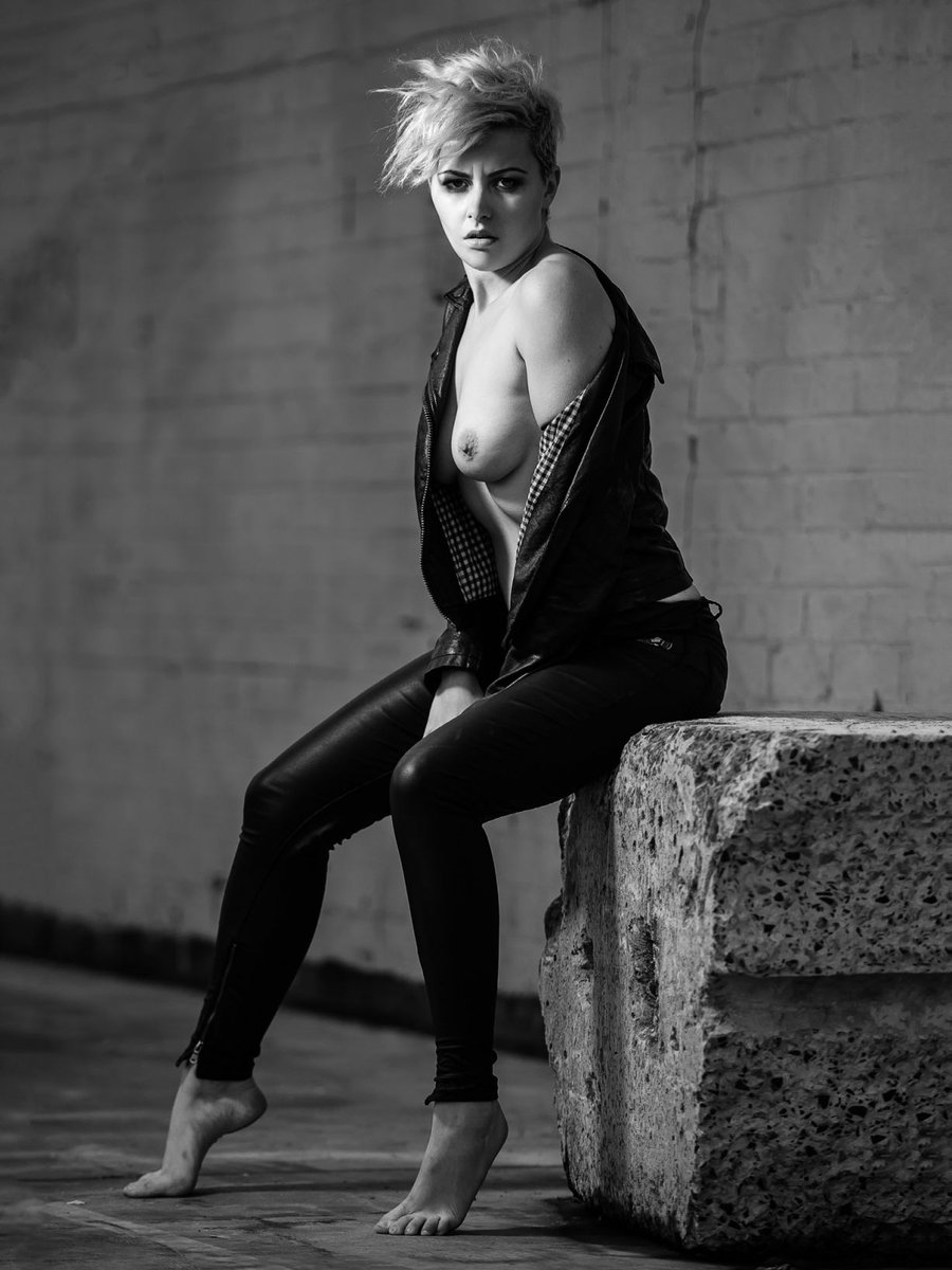 SupermodelWiki's tweet photo. #Meluxine

https://t.co/851I4YImAA   
#supermodel #Trending #PhotoOfTheNight #SWStarPicture #SWOutdoor https://t.co/lIyqDymSNw