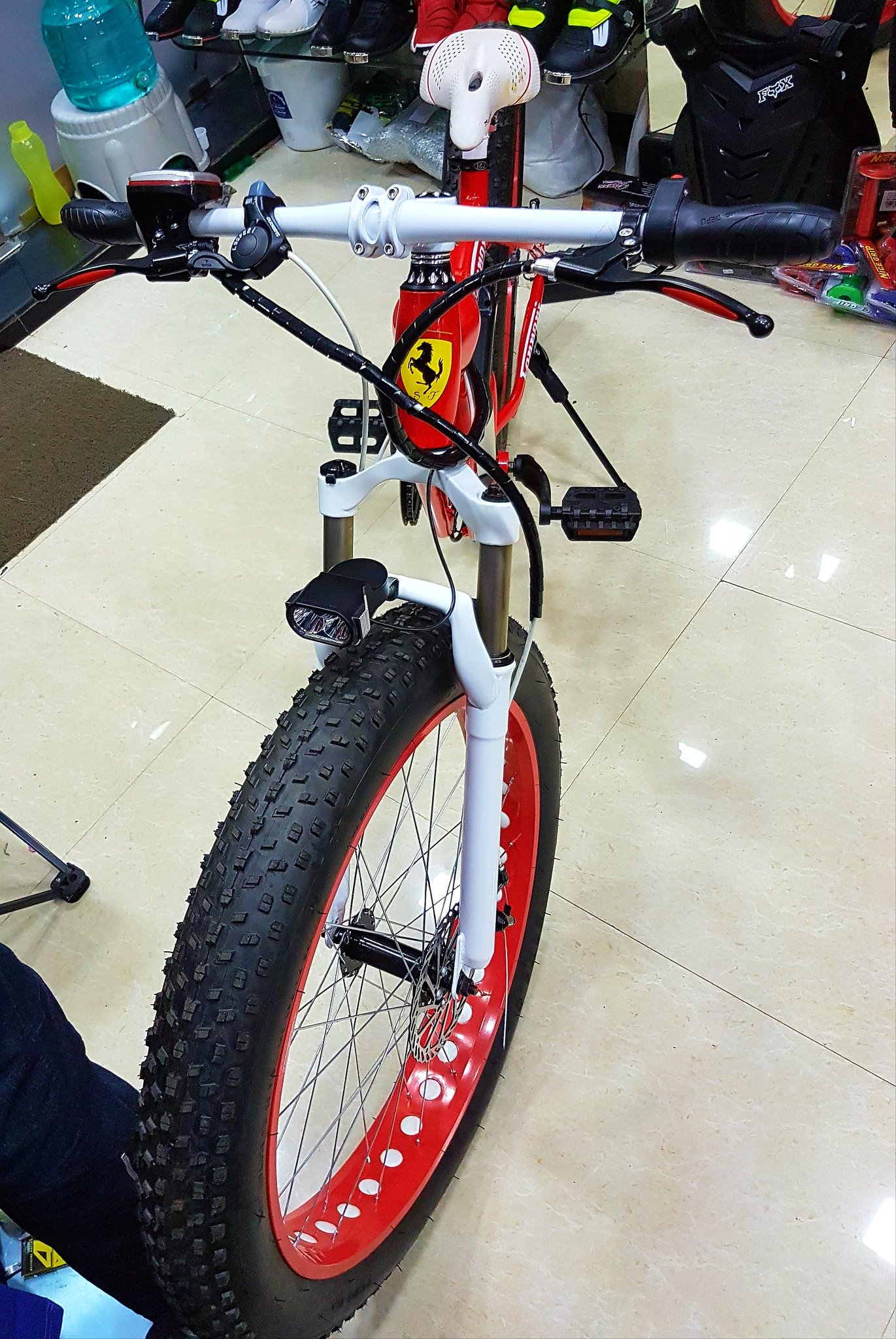 Ferrari fat tyre cycle outlet