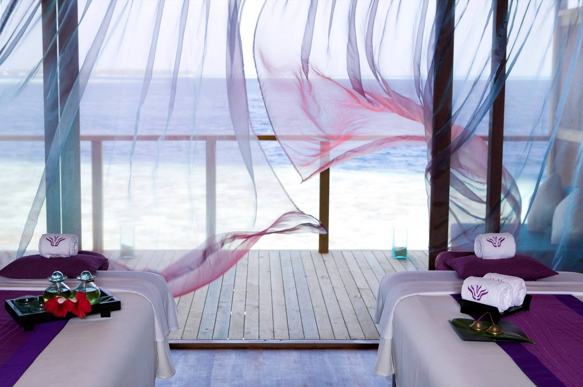 VilamendhooMV's tweet photo. Step into our #world of care, where #time is left at the door and a new #journey begins. Welcome to #Duniye #Spa! 😊 @ccr_maldives #Maldives https://t.co/XpRCaYTD0Y