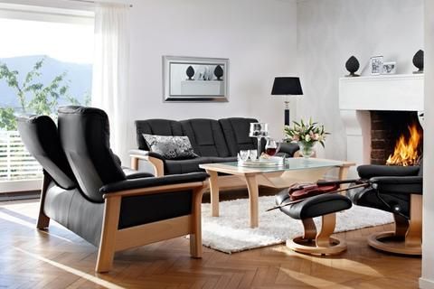 LeesFurnishers's tweet photo. We have a huge range of #Stressless chairs, fully designed to keep you relaxed at home https://t.co/UfXrUZI1s5 https://t.co/VQ2NiQmpUH